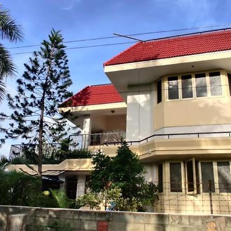 Coral Shelters Kochadai Apartment Madurai Luaran gambar